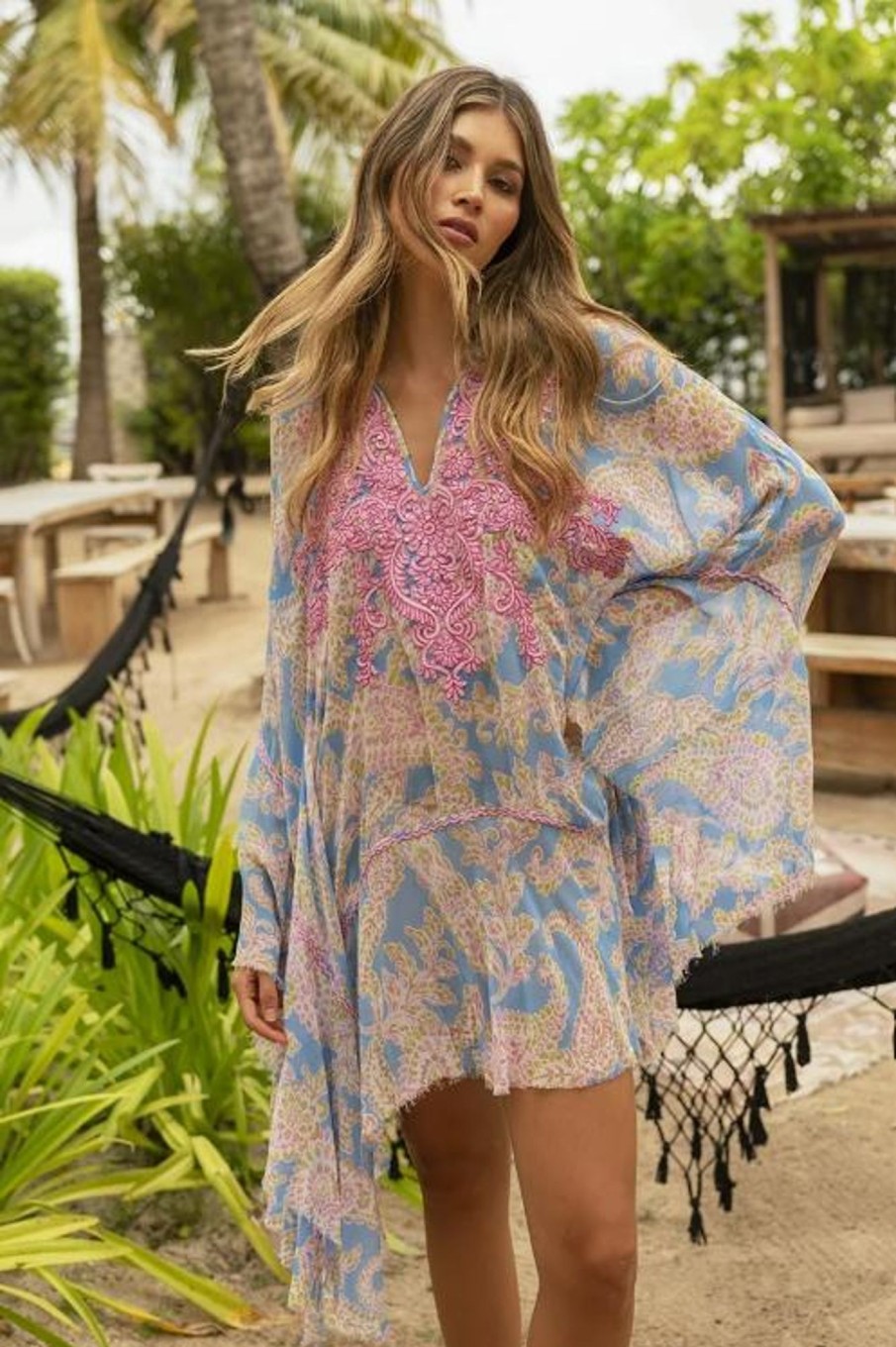 Kleding & Accessoires Miss June Tunieken | Miss June Kaftan Madalena